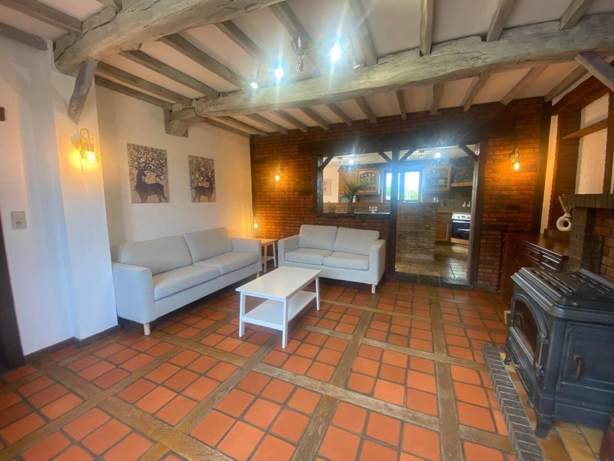 Maison La Thierache Momignies Bagian luar foto
